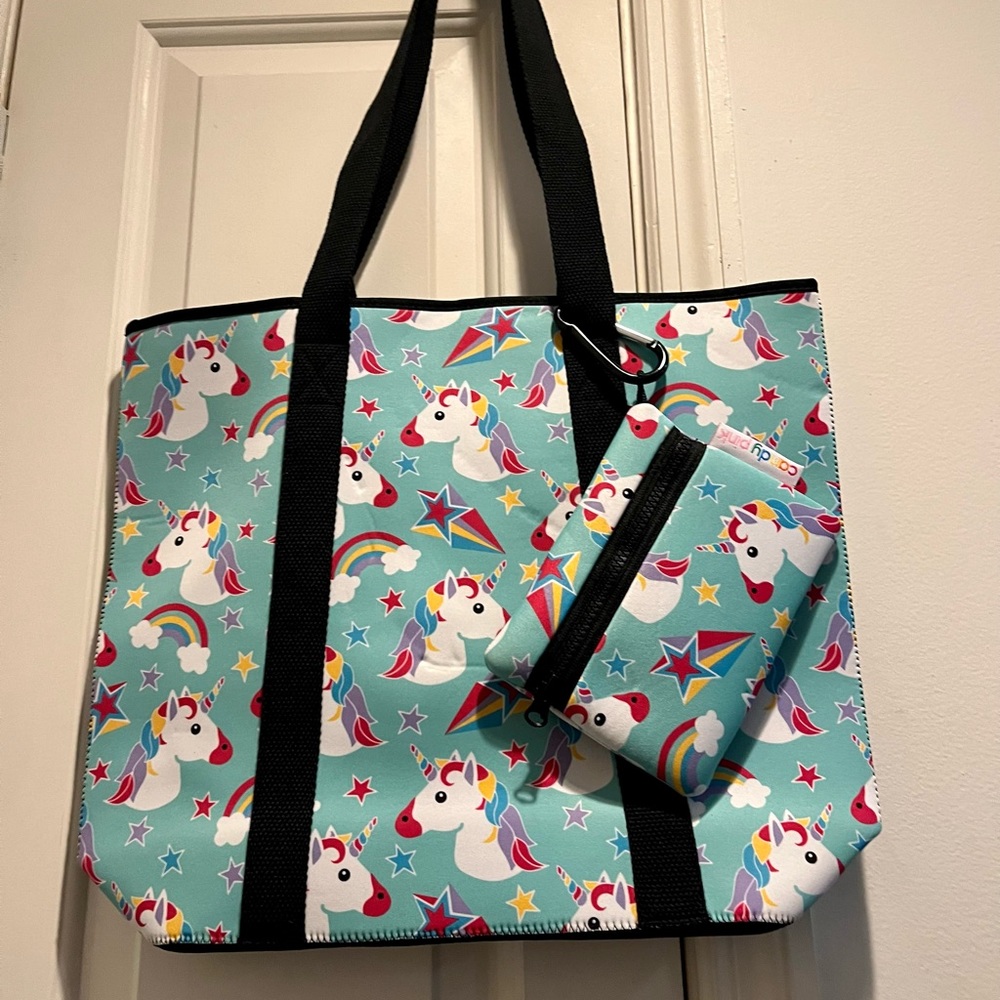 NWOT Candy Pink neoprene unicorn 🦄 theme bag set